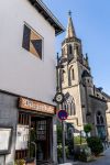 Eingang der Bürgerstube in Velbert mit Kirche im historischen Stadtzentrum